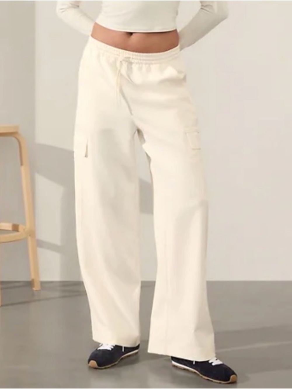 Athleta Cargo wide leg pants Magnolia White M